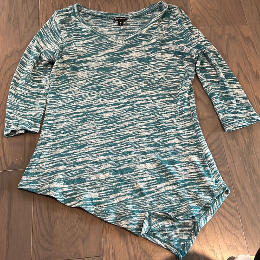 V Neck Light weight sweater
